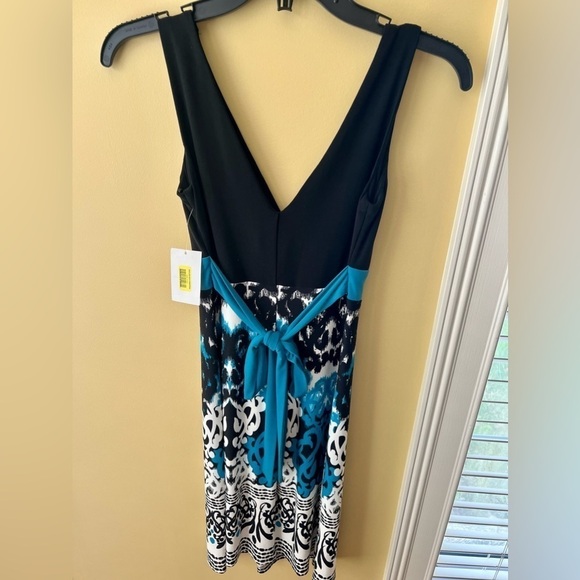 NWT, Black & Blue Sleeveless dress size 3/4 - Picture 2 of 2